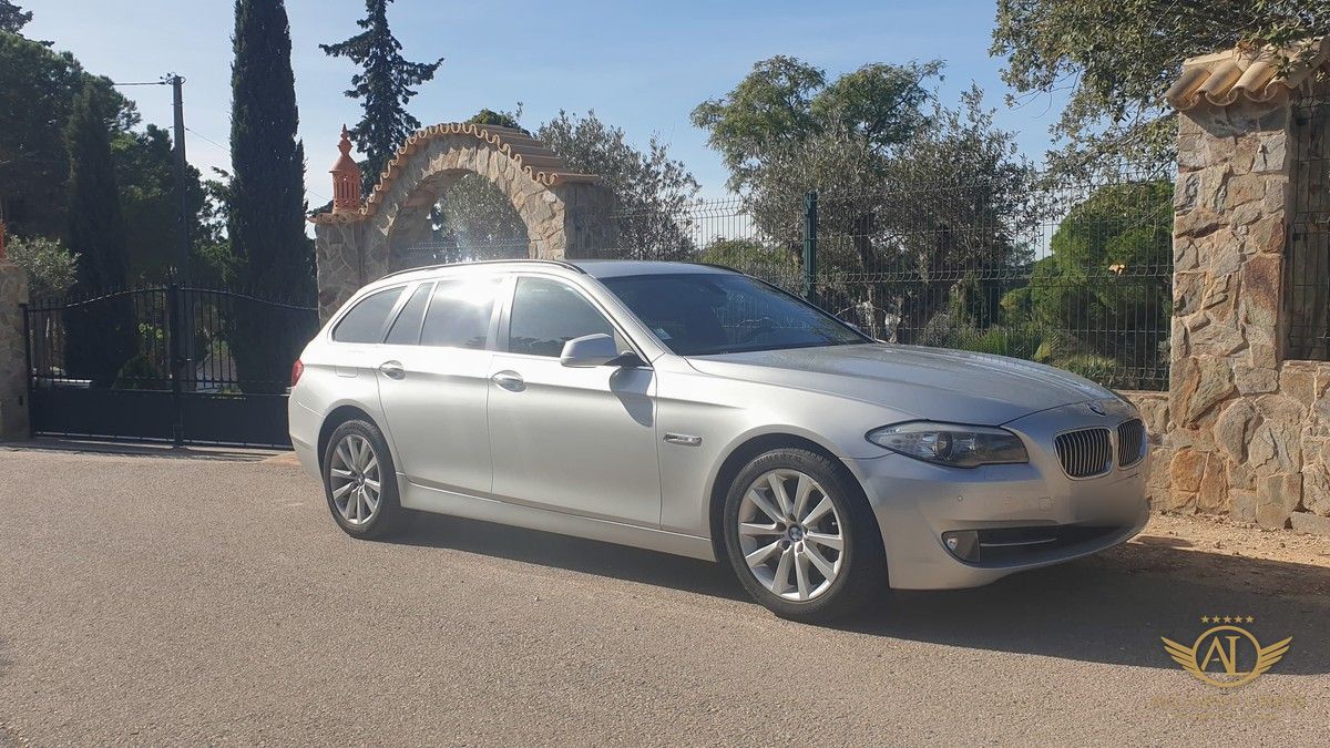 Algarve Limos® BMW 525d Touring at a private villa in the Algarve