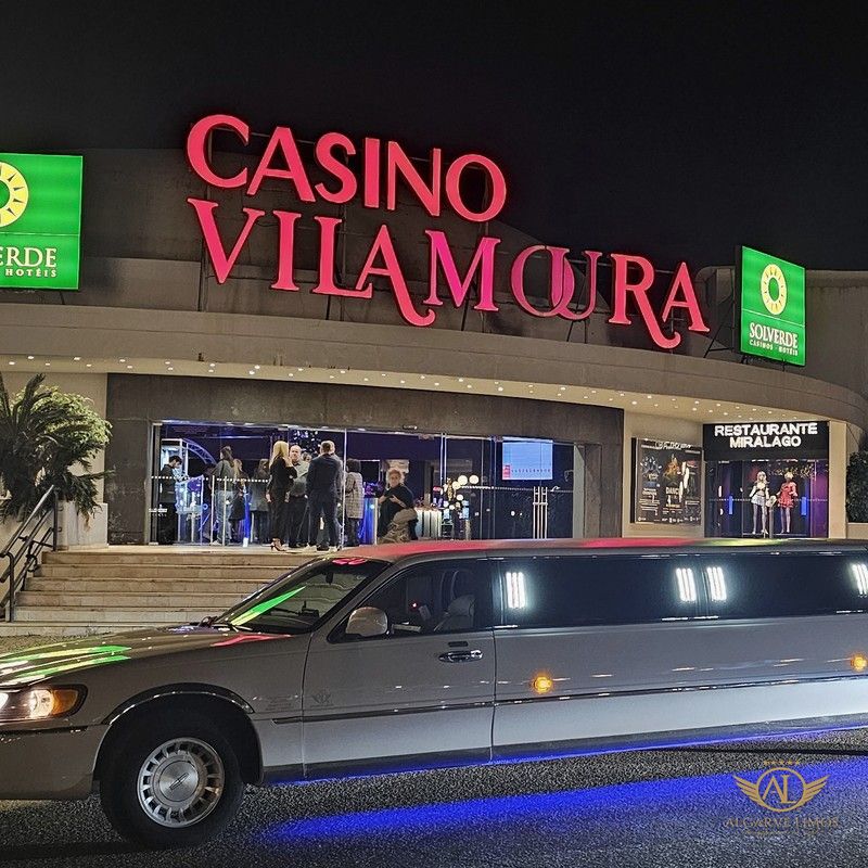 Algarve Limos stretch limousine at Casino Vilamoura at night