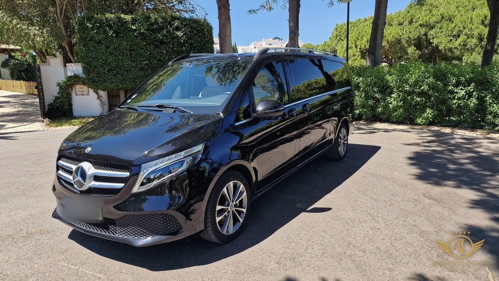 Algarve Limos® Mercedes V-Class on a private transfer