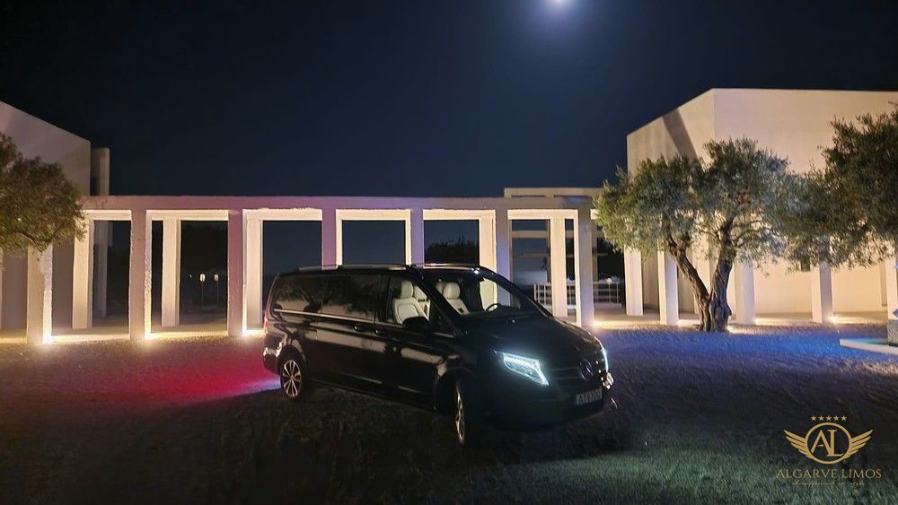 Algarve Limos Mercedes V-Class at a luxury villa on the Alentejo coast at night