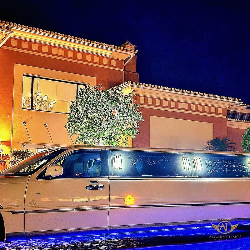 Algarve Limos wedding limousine at night
